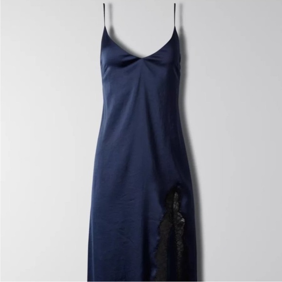 Wilfred Only Lace
Slip Dress - Picture 6 of 15